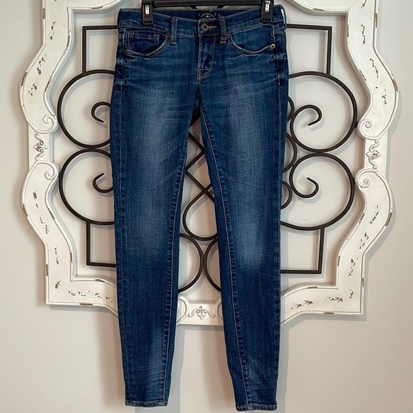LUCKY BRAND LUCKY YOU CHARLIE SKINNY JEANS SIZE 00/24 - Picture 1 of 11